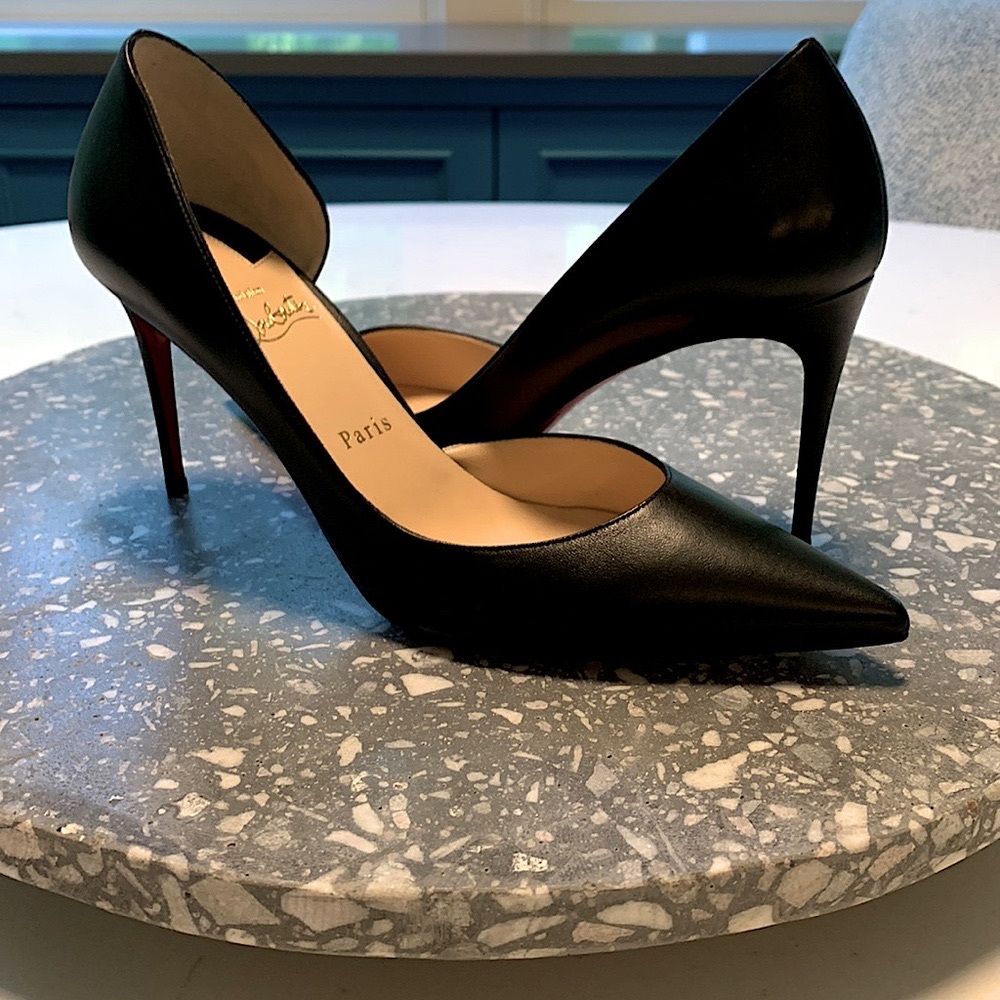 Christian Louboutin Iriza pumps 40.5” for size 9.5 foot; desirable 3.5” stiletto